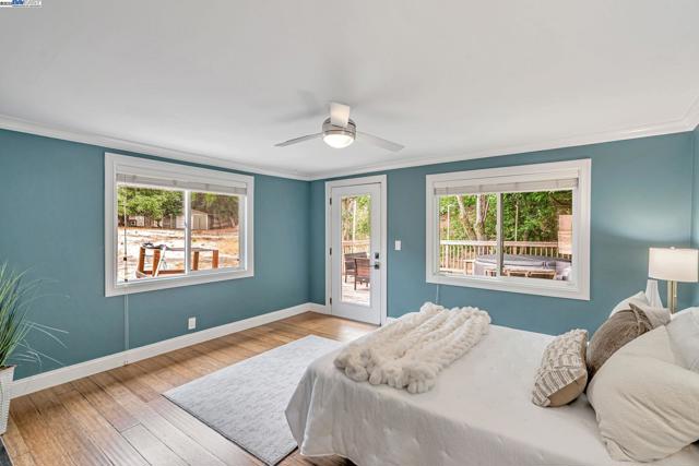 6703 Crow Canyon Rd, Castro Valley CA: https://media.crmls.org/mediaz/92f35630-580d-44cc-9766-ce7ef58c8017.jpg