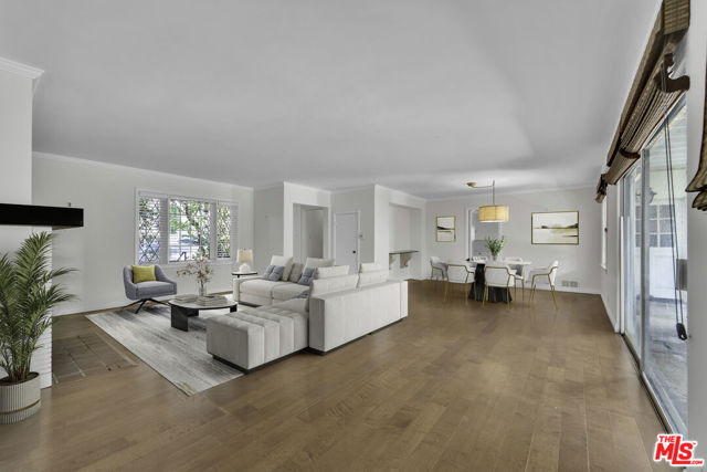 11378 Ovada Place, Los Angeles CA: https://media.crmls.org/mediaz/92f455ee-5f6f-4736-9383-ec81f3bd13cd.jpg