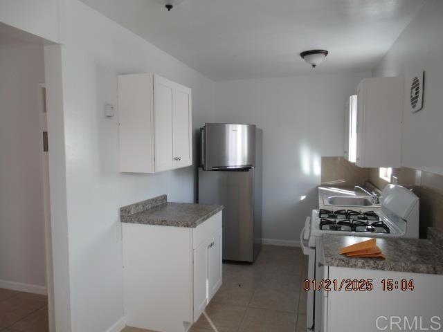 Image 3 of 12 For 580 Glover Avenue B