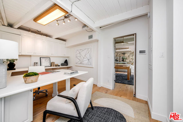 1177 Loma Linda Drive, Beverly Hills CA: https://media.crmls.org/mediaz/92f66221-ea10-4d7d-b731-936f3b14b8da.jpg