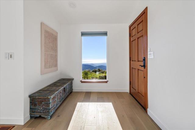 580 Rancho Prieta Road, Los Gatos CA: https://media.crmls.org/mediaz/92f74af1-0ac6-4343-ab34-2c5092c908e9.jpg