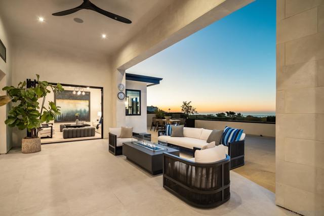 2365 Via Siena, La Jolla CA: https://media.crmls.org/mediaz/92f79e0d-d629-40b3-bef1-5bc16e4b01af.jpg