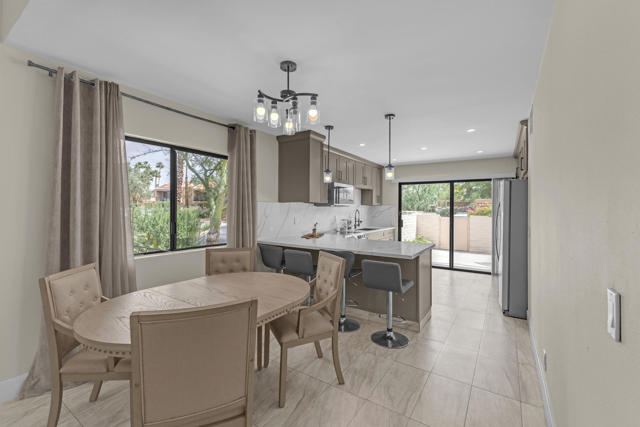 5803 Los Santos Drive #19, Palm Springs, CA 92264