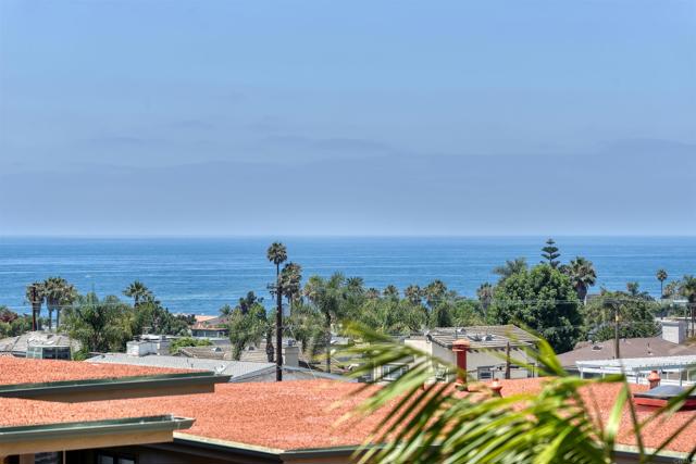 7127 Fay Avenue, La Jolla CA: https://media.crmls.org/mediaz/92f8a6ba-2c9b-45e5-8e6c-19cd2714225a.jpg