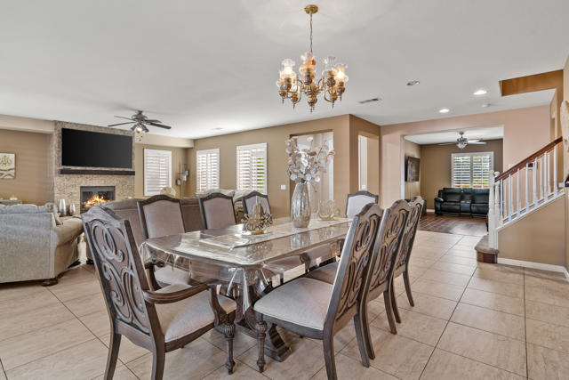 Image 11 of 53 For 82688 Mandrone Drive