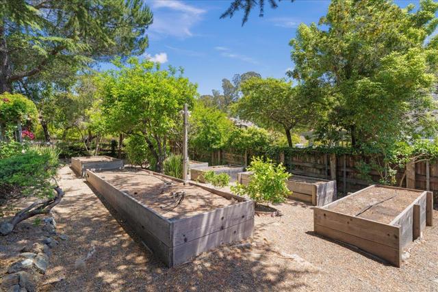746 Western Drive, Santa Cruz CA: https://media.crmls.org/mediaz/92f9157b-aa96-4da1-a067-17e169de936b.jpg
