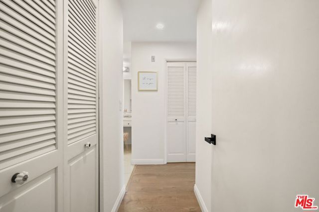 Image 13 of 33 For 8505 Gulana Avenue 4217