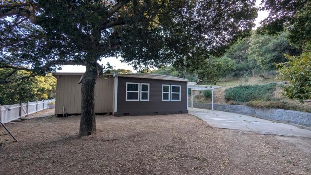1148 Via Del Sol Road, Salinas CA: https://media.crmls.org/mediaz/92fa03c8-7b0e-4e17-91e3-2be418e62f82.jpg
