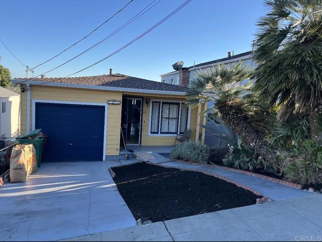 2572 Truman Avenue, Oakland, California 94605, 2 Bedrooms Bedrooms, ,1 BathroomBathrooms,Residential Lease,For Rent,2572 Truman Avenue,CRPTP2405027