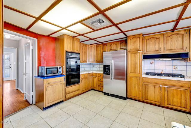 3 Bed Home for Sale in Van Nuys, California