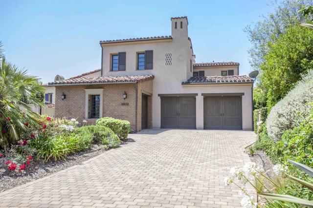 16632 Rose Of Tralee Ln, San Diego CA: https://media.crmls.org/mediaz/92fc2823-20f2-4bec-aa4c-3c8ece4952e2.jpg