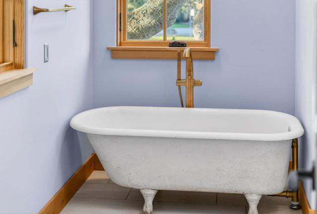 421 Eardley Avenue, Pacific Grove CA: https://media.crmls.org/mediaz/92fc5842-7d9d-4197-bc01-b4c774dfb75a.jpg