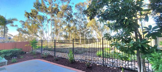 10878 Caminito Colorado, San Diego CA: https://media.crmls.org/mediaz/92ff1a63-ceea-460d-9fec-24afd7e91a96.jpg