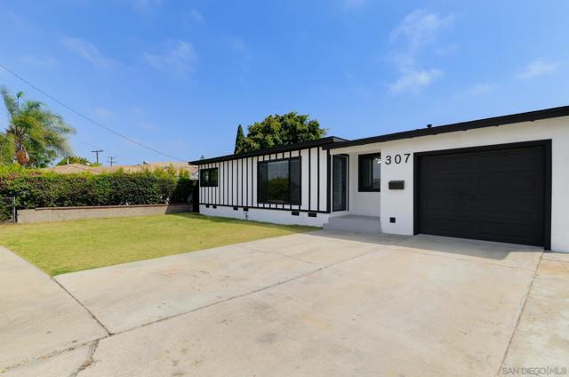 307 S Belmont Ave, National City CA: https://media.crmls.org/mediaz/92ff3484-fd7c-46ea-92c2-a43d88be4084.jpg