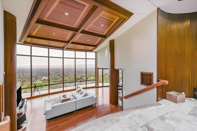 15345 Bohlman Road, Saratoga CA: https://media.crmls.org/mediaz/92ff3c6c-6471-4a3a-85d4-b27dec2ef0d9.jpg