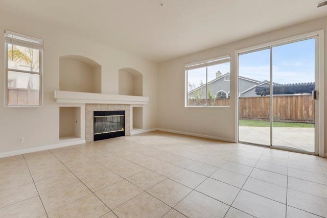 1033 Lewis Street, Salinas CA: https://media.crmls.org/mediaz/9301ae87-8b02-44a6-b511-b5eebf0e3fad.jpg