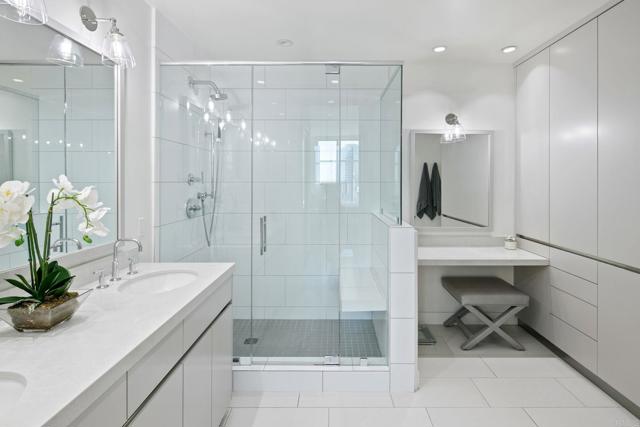 Detail Gallery Image 15 of 46 For 550 Front St #1401,  San Diego,  CA 92101 - 2 Beds | 2/1 Baths