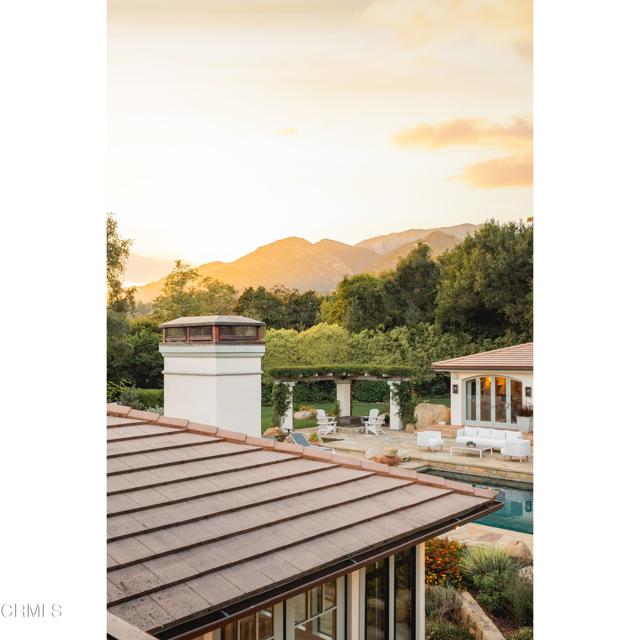840 Ivy Lane, Montecito CA: https://media.crmls.org/mediaz/9303d100-fe5f-434f-853d-3109579daf88.jpg