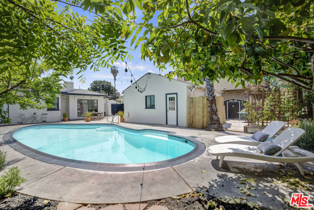 11465 Cumpston Street, North Hollywood, California 91601, 3 Bedrooms Bedrooms, ,4 BathroomsBathrooms,Single Family Residence,For Sale,Cumpston,24406489