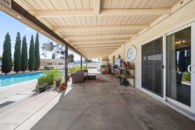 4931 Roundup Road, Norco CA: https://media.crmls.org/mediaz/93048ffa-af5a-4c56-ae3f-e9dd0d7e5173.jpg