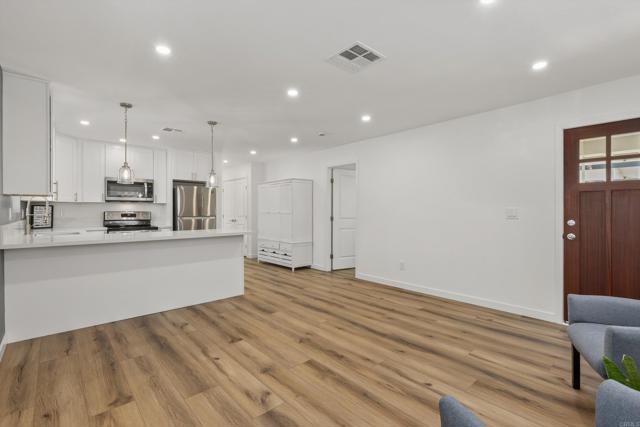 Detail Gallery Image 11 of 24 For 1134 S Orange St, Escondido,  CA 92025 - 3 Beds | 2 Baths