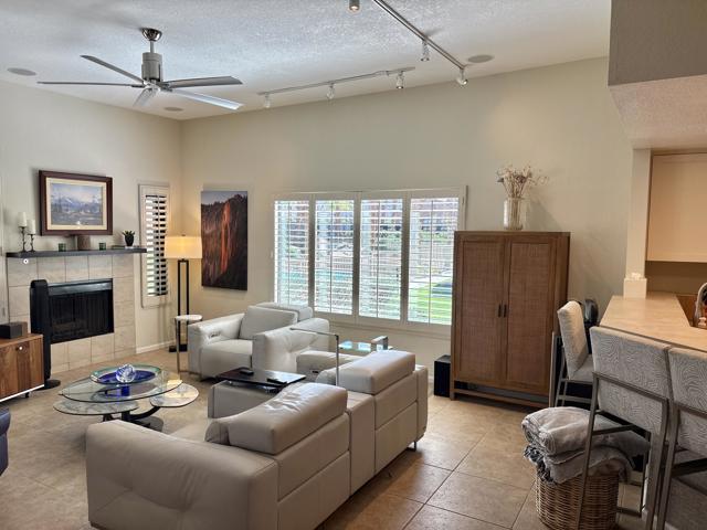 73461 Foxtail Lane, Palm Desert, CA 92260