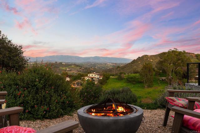 Detail Gallery Image 6 of 75 For 6937 Kellyn Ln, Vista,  CA 92084 - 4 Beds | 4/1 Baths