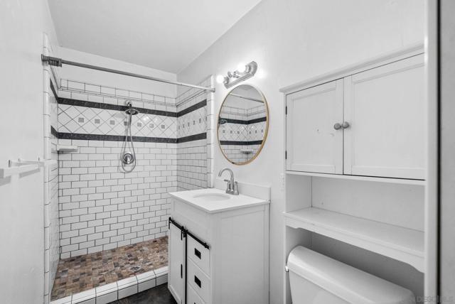 11507 Pinehurst Drive, Lakeside CA: https://media.crmls.org/mediaz/93058994-b199-4933-a1e1-ce83d8d96cc5.jpg