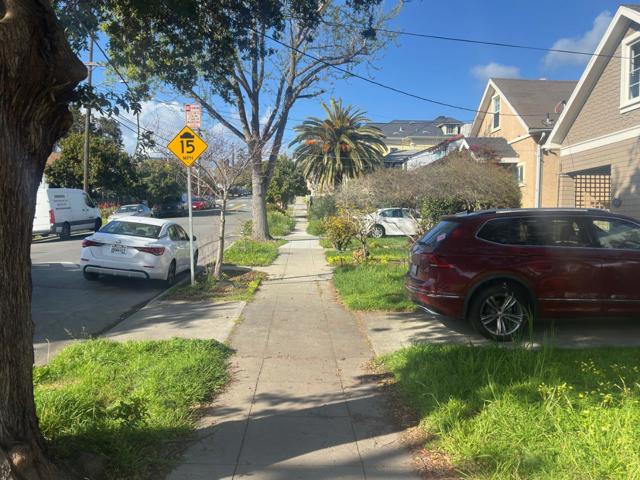 3050 22nd Avenue, Oakland CA: https://media.crmls.org/mediaz/9306001f-141c-4859-8f55-7d46cb0d8545.jpg