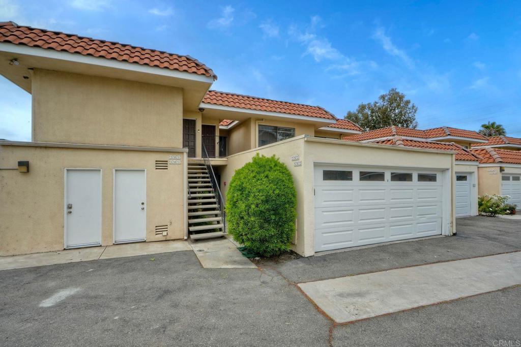 2251 Altisma Way - photo 4