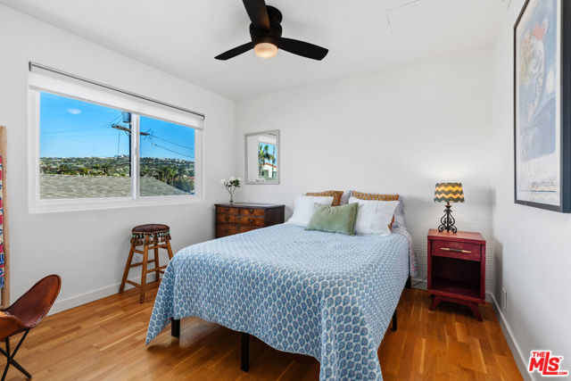 409 Arenoso Lane, San Clemente CA: https://media.crmls.org/mediaz/93084e82-7095-48fb-b49b-21968336e24b.jpg