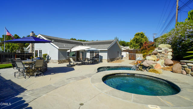 1542 Uppingham Drive, Thousand Oaks CA: https://media.crmls.org/mediaz/93085c69-ac08-4a29-a119-9247825eed4d.jpg