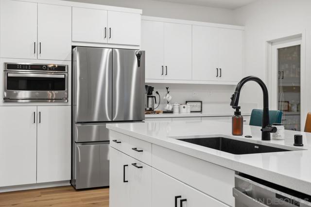 35505 Orchard Trails, Fallbrook CA: https://media.crmls.org/mediaz/93089b2d-dfca-4fc3-b68f-2317f9d3ba8e.jpg