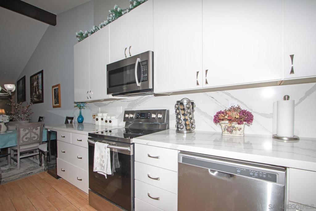 12755 Camino De La Breccia - photo 8