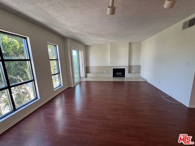 Drew Fenton | 11735 Dorothy Street Los Angeles CA | MLS: 7441059 Drew Fenton | 11735 Dorothy Street Los Angeles CA | MLS: 7441059