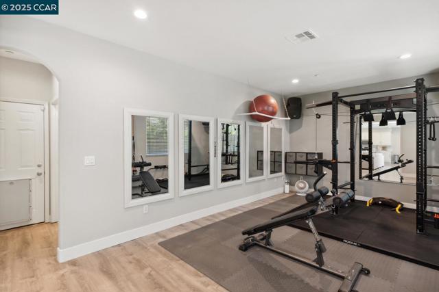 96 Heritage Way, Brentwood CA: https://media.crmls.org/mediaz/93092fa3-af4a-425c-bdfc-59788911a157.jpg