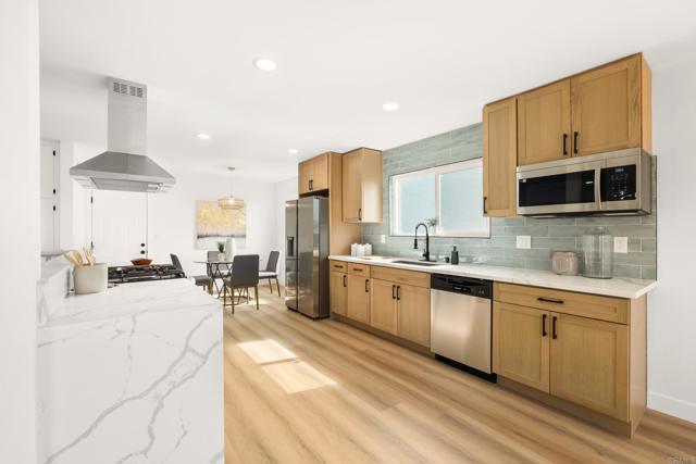 Detail Gallery Image 2 of 44 For 552 Felicita Ave, Spring Valley,  CA 91977 - 5 Beds | 3 Baths