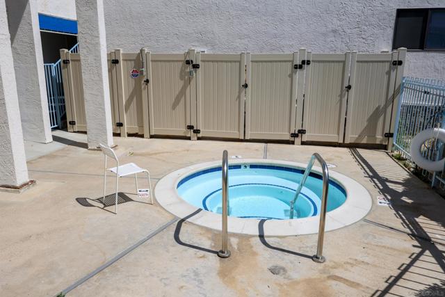 8338 Regents Rd., San Diego CA: https://media.crmls.org/mediaz/930a7ad3-a92f-43ea-806b-4013f6500d13.jpg