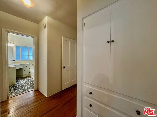 8474 Fountain Avenue, West Hollywood CA: https://media.crmls.org/mediaz/930b6526-6961-44d2-bfa1-7fb4894ca513.jpg