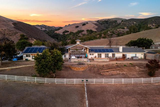 350 San Benancio Road, Salinas CA: https://media.crmls.org/mediaz/930b9ce6-5523-4902-9e6e-75df97876567.jpg