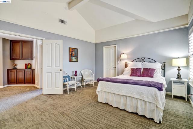 Image 33 of 58 For 36 Savona Ct