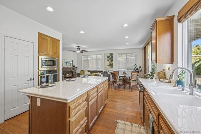 1266 Mariposa Rd, Carlsbad CA: https://media.crmls.org/mediaz/930cd3d6-ae1e-4a9b-9796-c3902dd0c5b9.jpg