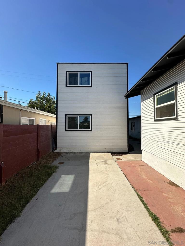 4462 32nd - photo 2