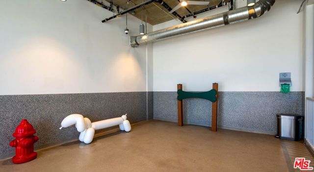 1340 S Hill Street, Los Angeles CA: https://media.crmls.org/mediaz/930e61b6-6b85-40c3-b6fa-583ead23fd4d.jpg