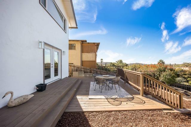 4788 Lee Ave, La Mesa CA: https://media.crmls.org/mediaz/930e8280-7d3f-494a-a1ed-2762df7e1e67.jpg