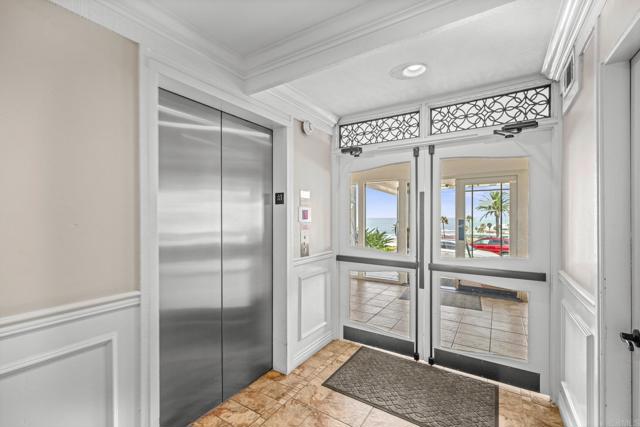 Detail Gallery Image 5 of 52 For 1552 Camino Del Mar #401,  Del Mar,  CA 92014 - 1 Beds | 2 Baths