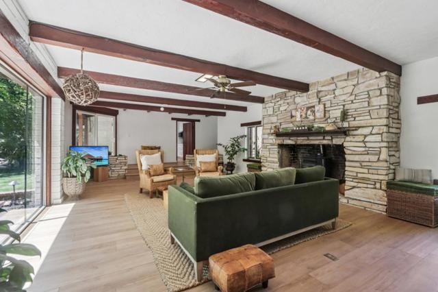 6600 Redwood Retreat Road, Gilroy CA: https://media.crmls.org/mediaz/930eb17a-29f2-430e-99c6-afdfe967d1bd.jpg