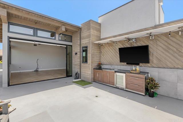 2677 State Street, Carlsbad CA: https://media.crmls.org/mediaz/930edb8d-1cf1-4e7d-9148-e20ff95c9acf.jpg