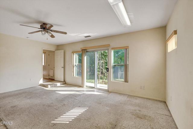 Detail Gallery Image 11 of 49 For 3942 Los Olivos Ln, Glendale,  CA 91214 - 3 Beds | 2 Baths