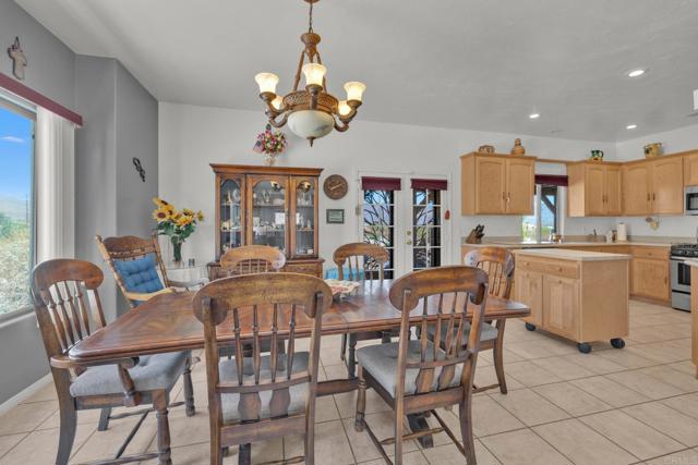 Detail Gallery Image 6 of 29 For 373 Ocotillo Cir, Borrego Springs,  CA 92004 - 3 Beds | 2 Baths